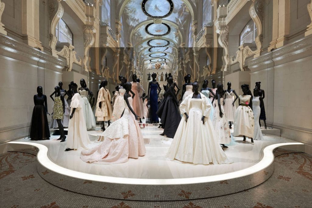Le MAD célèbre en 2017 les 70 ans de Dior.