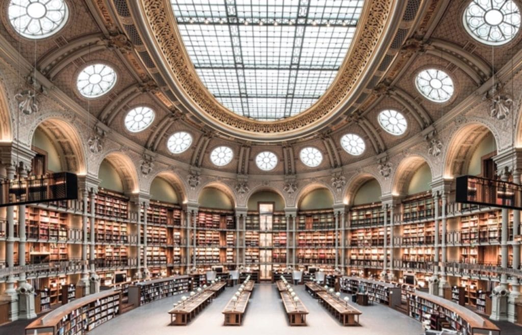 Salle Ovale de la Bibliothèque Nationale de France